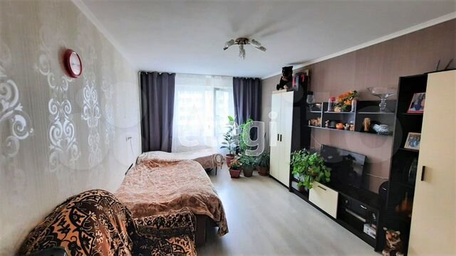 2-к. квартира, 67 м², 5/10 эт.