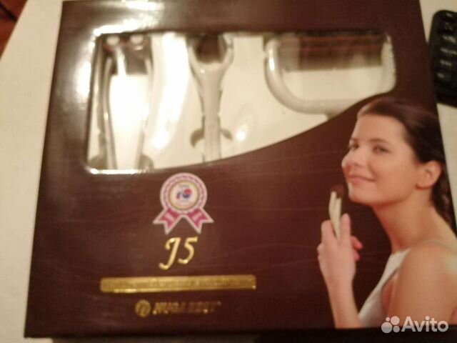 Массажер для лица нефритовый