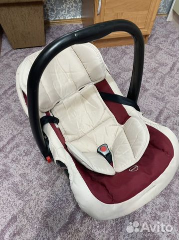 Сиденья в машину дня ребенка