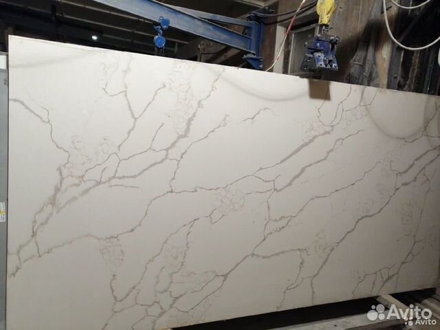 Столешница из камня (кварц, кварцевый агломерат)