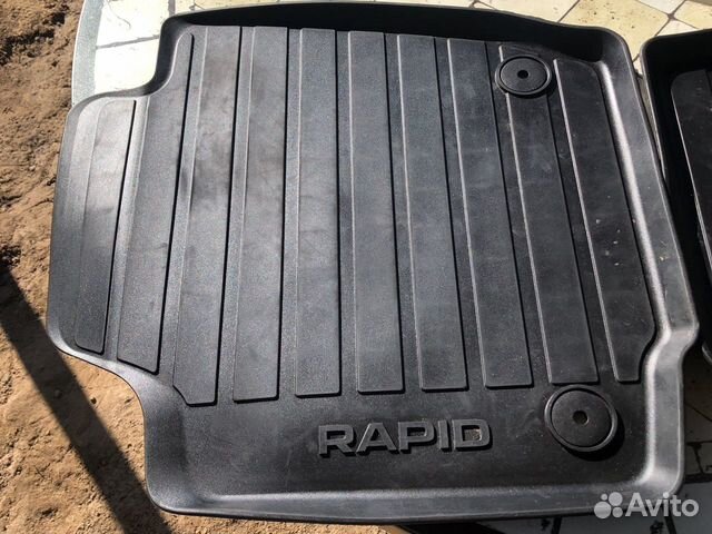 Комплект рез. и ворс. авто ковриков Skoda Rapid