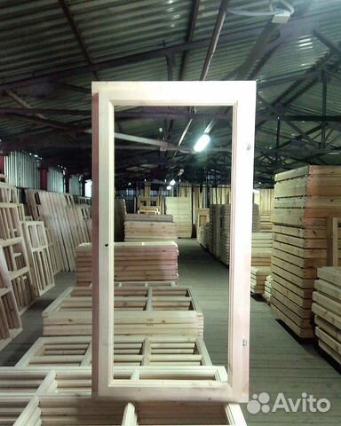Деревянное окно под 1 стекло