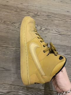 Nike кроссовки 38 размер