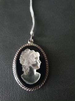 Серебряная подвеска с перлам. вес 11,5 гр (Италия)