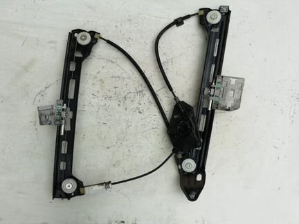 Стеклоподъемник передний левый Volkswagen Passat