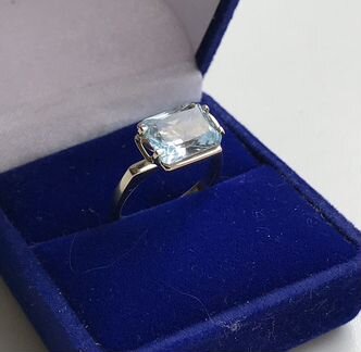 Кольцо золото 585 проба Россия голубой топаз