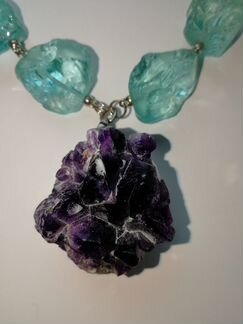 Ожерелье из натуральных камней