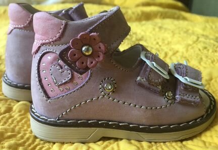 Босоножки, туфли для девочек, туфли