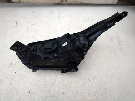 Hyundai Creta Фара правая галоген дхо