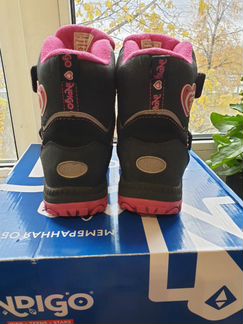 Ботинки зимние на девочку 30р