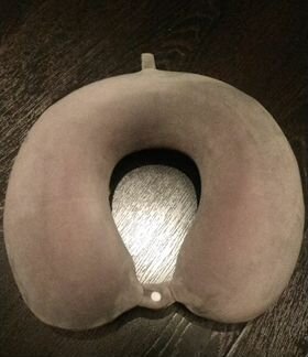 Подушка для путешествий