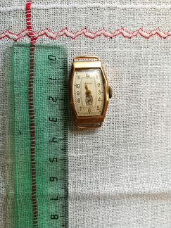 Часы золотые