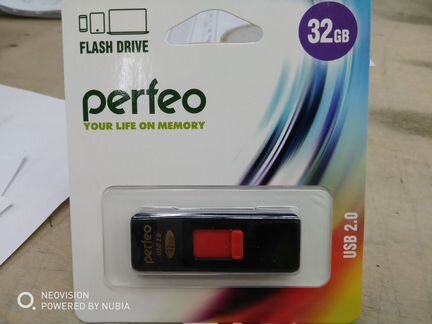 Флэшки черная и белая PF-S01W032 USB Drive 32gb