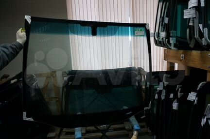 Стекло лобовое Opel Zafira B (Опель Зафира Б)