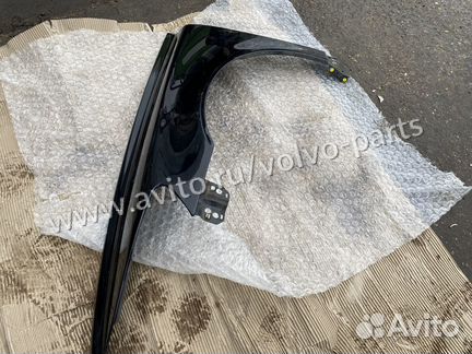 Крыло левое переднее Vovo S40II Volvo V50 черное