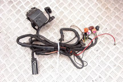 Жгут проводов моторного отсека Skoda Octavia Tour