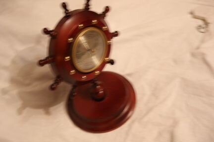 Метеостанция, барометр деревянный штурвал