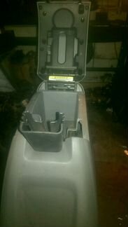 Межкресельный бокс Крайслер Додж