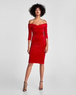 Платье красное бархатное Zara xs в идеальном состо