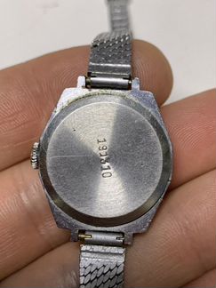 Заря СССР Кварцевые наручные часы