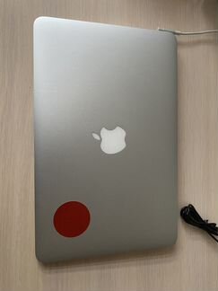 Apple macbook air 11 2011