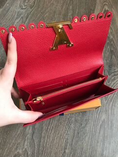 Кошелек Louis Vuitton capucines красный того