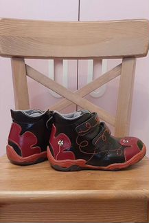 Демисезонные ботинки на девочку