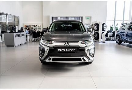 Mitsubishi Outlander 2.0 CVT, 2020