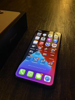 iPhone 11 pro max 256gb gold