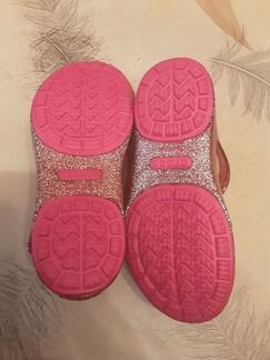 Босоножки crocs