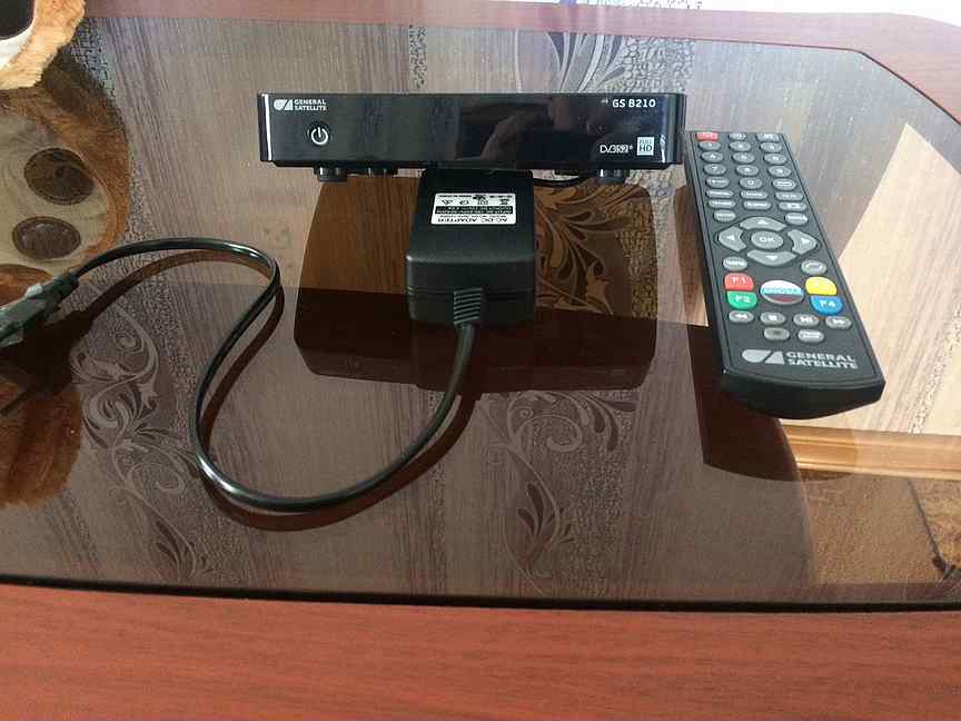 триколор. триколор логотип. Gs b622l. триколор тв картинки. триколор черногорск.