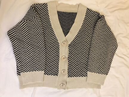 Кардиган вязаный