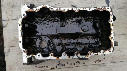 Масляный картер 2.0 tfsi BWA