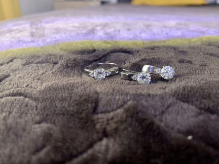 Серебряный набор: кольцо и серьги