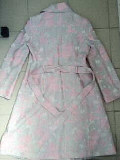 Плащ Италия jaeger-lecoultre разм. 46