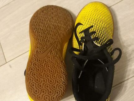 Nike футзалки 34р б.у