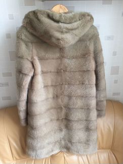 Шуба норковая с капюшоном 44-46 песочного цвета