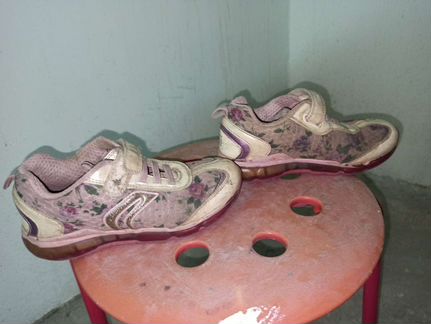 Кроссовки детские geox 30р светящиеся