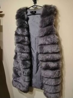 Меховая жилетка