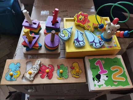 Развивающие игрушки