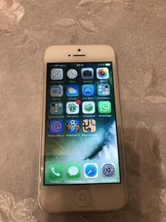 Телефон iPhone 5
