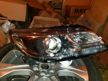 Фара шевроле Малибу правая ксенон