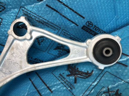 Nissan teana 33 рычаг подвески левый новый оригина