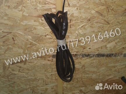 Уплотнитель двери Мерседес W140