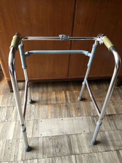 Ходунки для взрослых