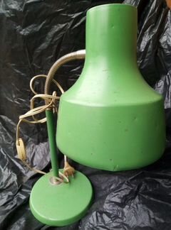 Лампа настольная советских времен