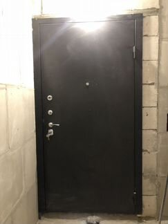 Дверь входная металлическая