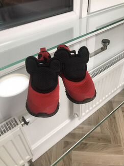 Кроссовки Adidas