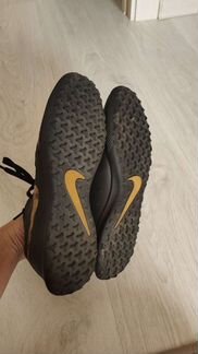 Бутсы Nike