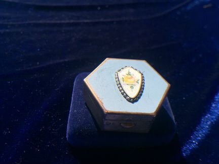 Шкатулка роза эмаль Голубая Антиквариат